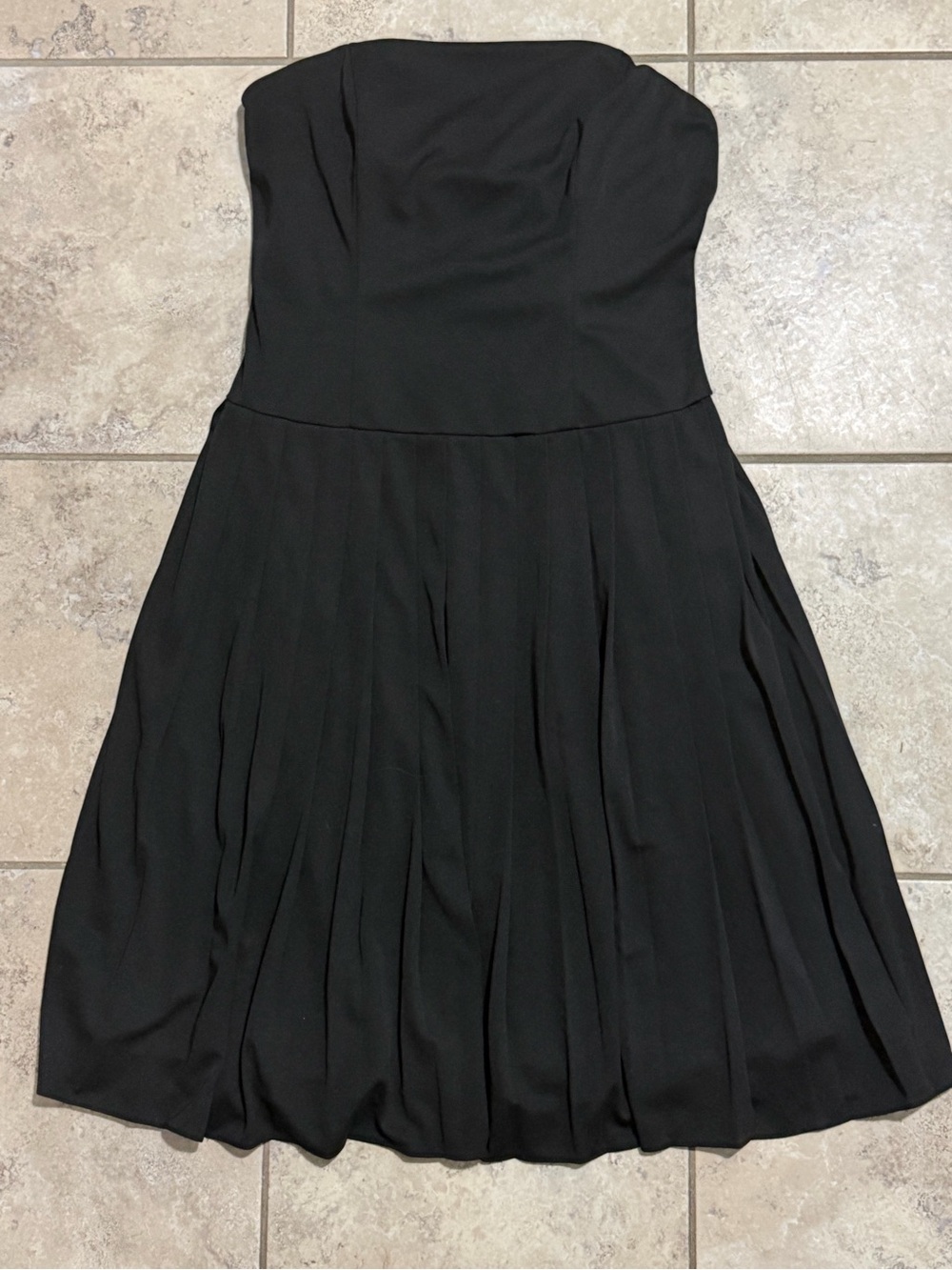White House Black Market Black Strapless Pleated Cocktail Dress Size 8